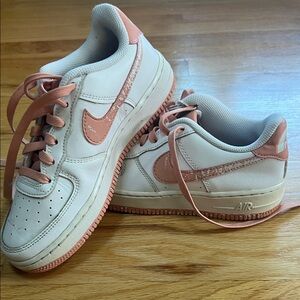 Nike Air Force 1 Low LV8 - Big Kids 4Y